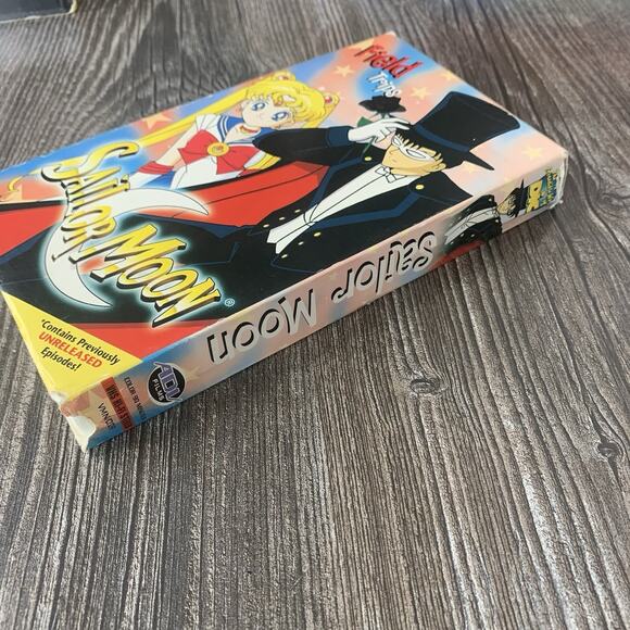 Sailor Moon Field Trips VHS Tape 2001 Unreleased Episodes Anime Film Rare - Picture 3 of 6